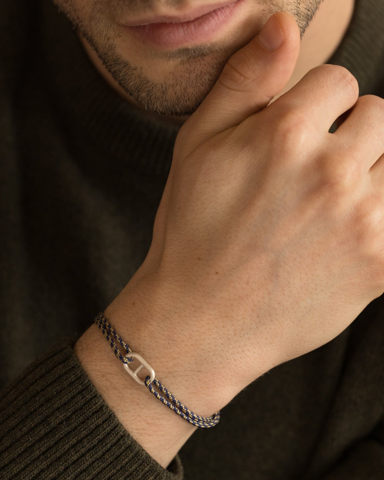 Clovis | Bleu marine & Écru