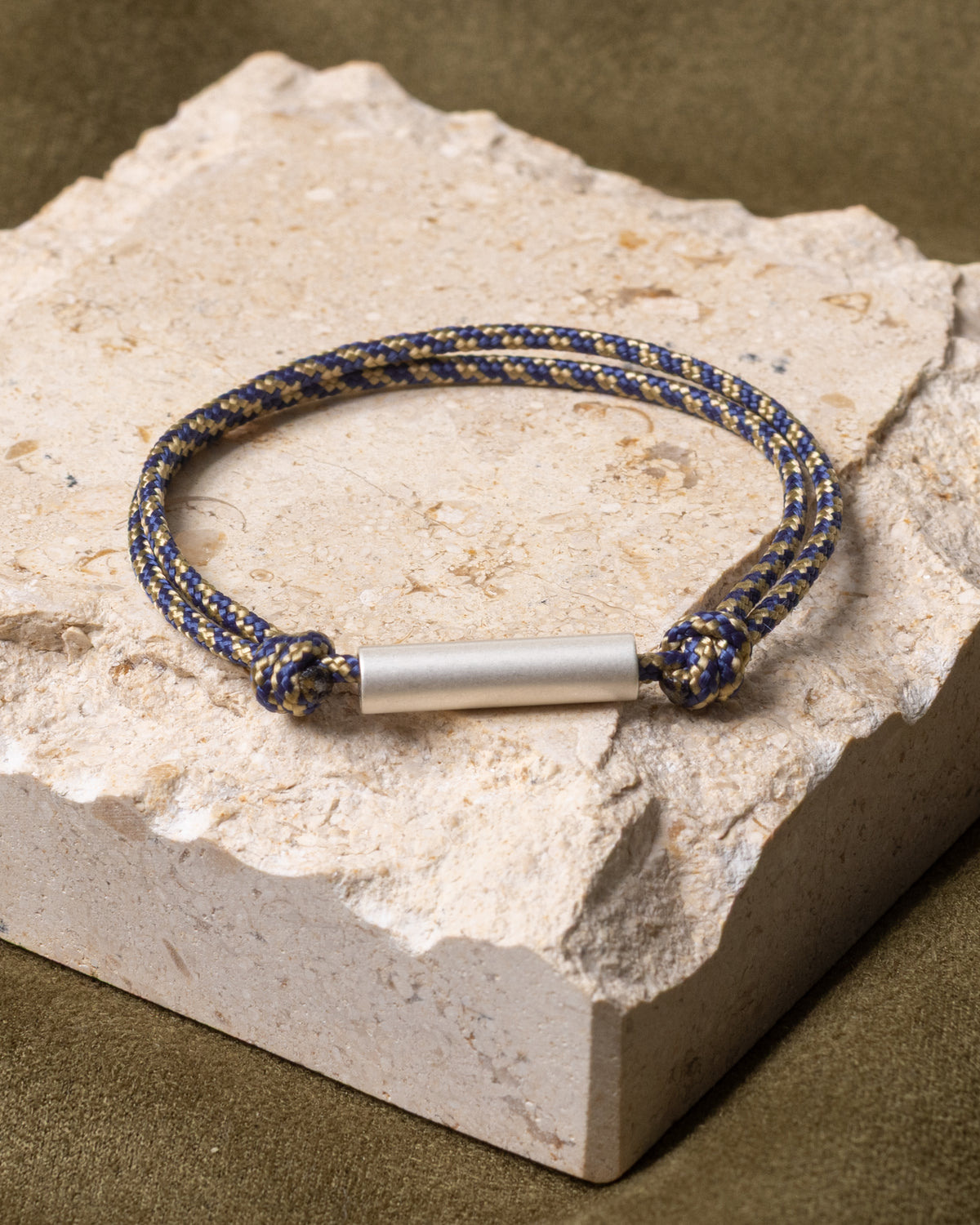 Paulin | Argent | Bleu marine & Écru