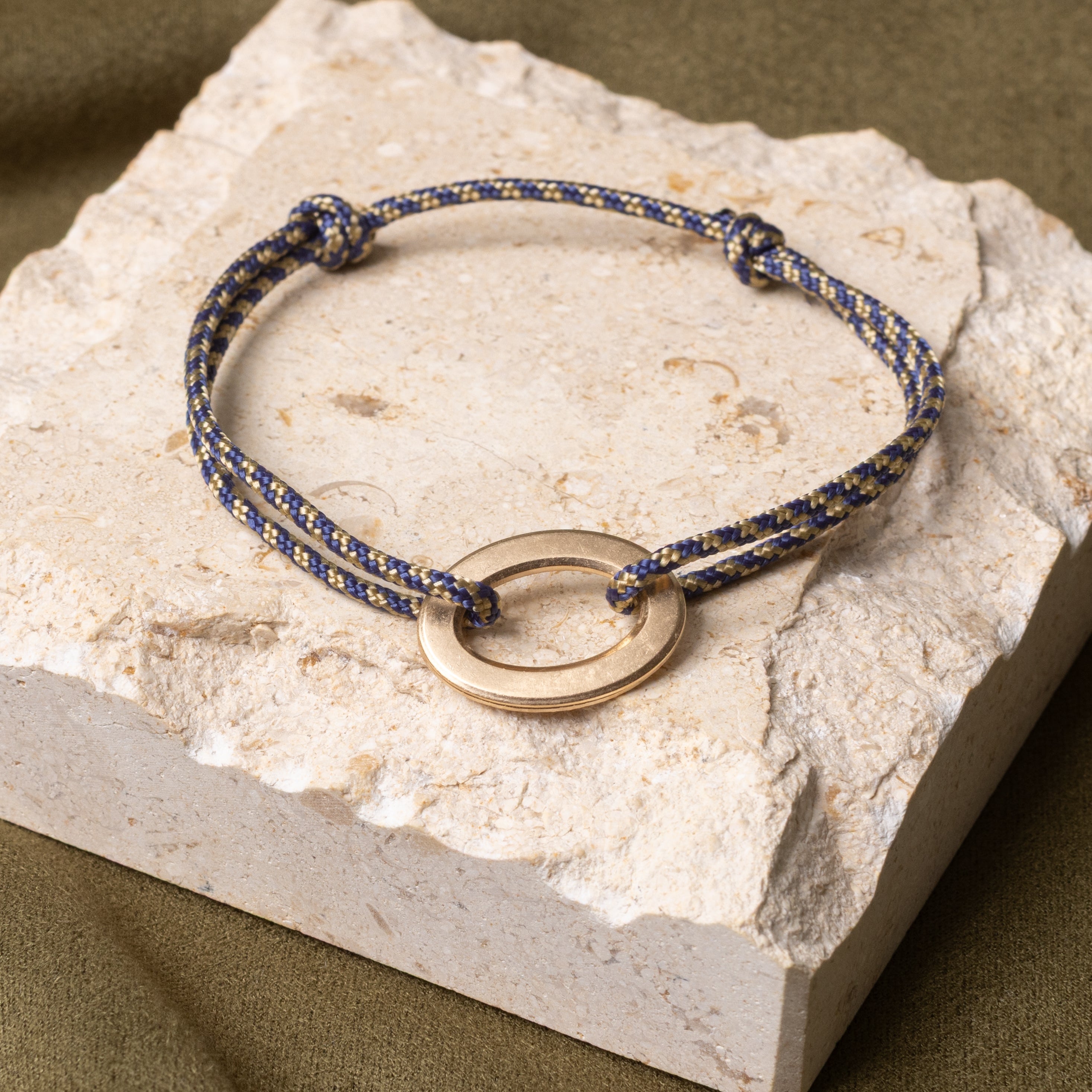 Arthus | Bleu marine & Écru