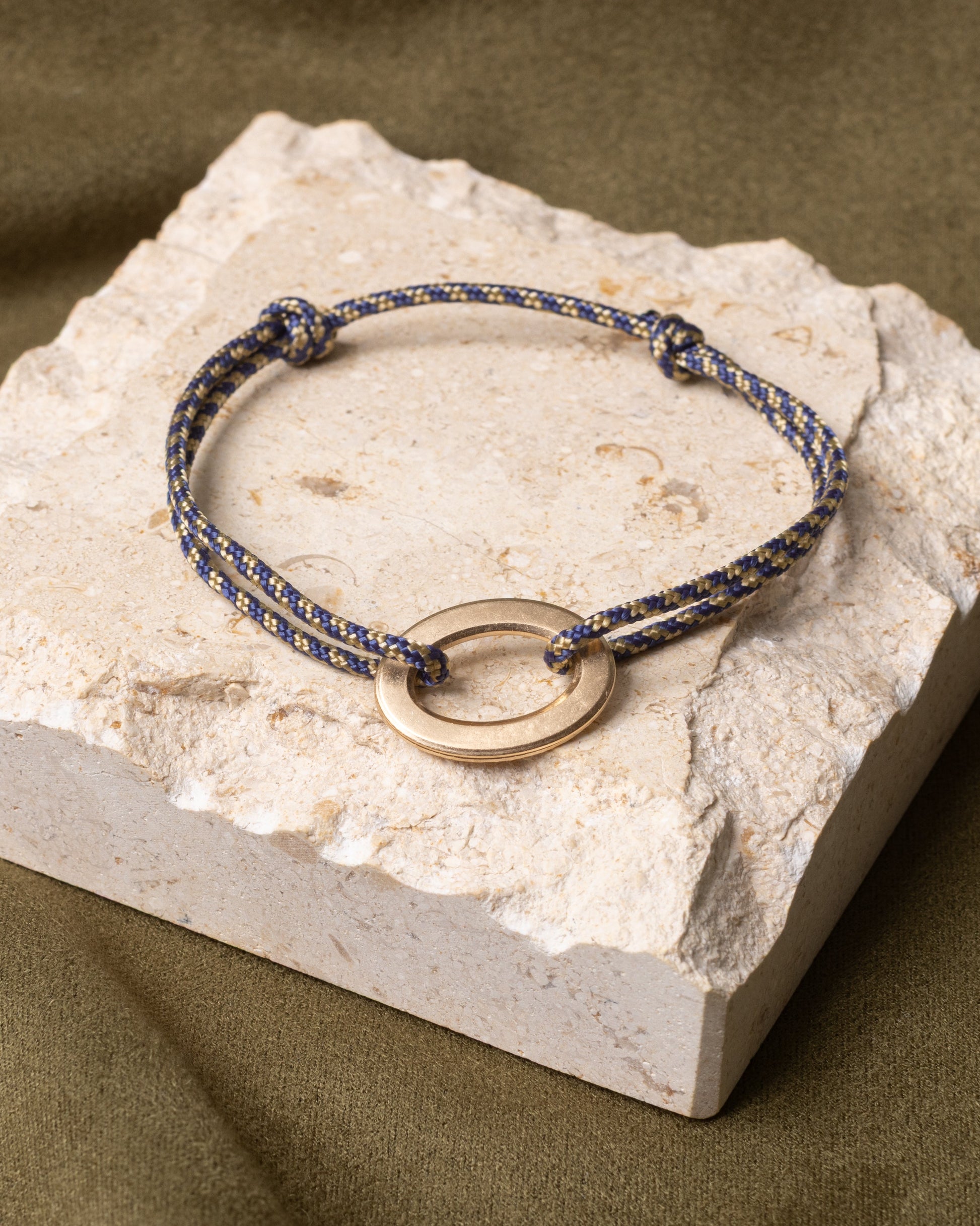 Arthus | Bleu marine & Écru