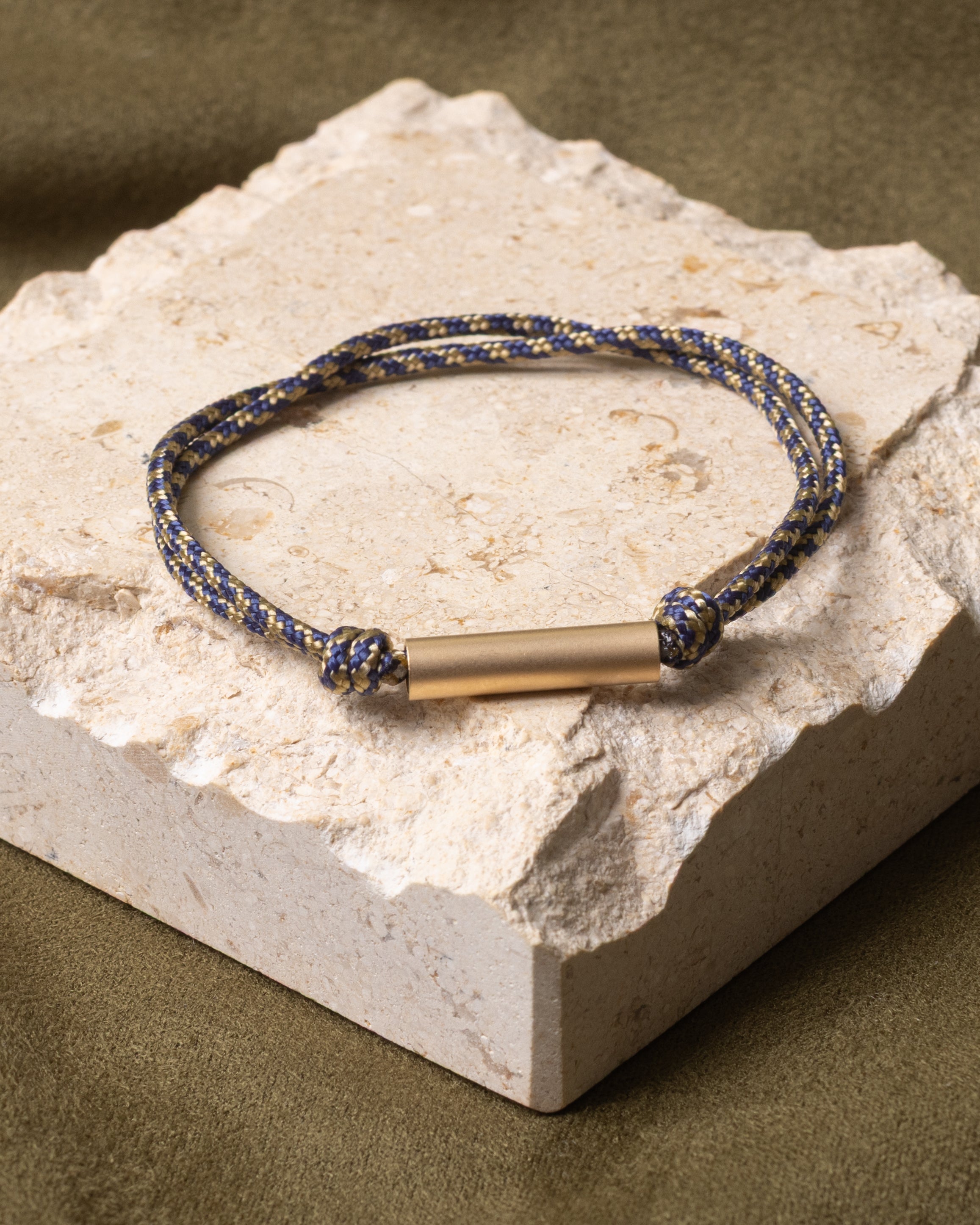 Paulin | Bleu marine & Écru