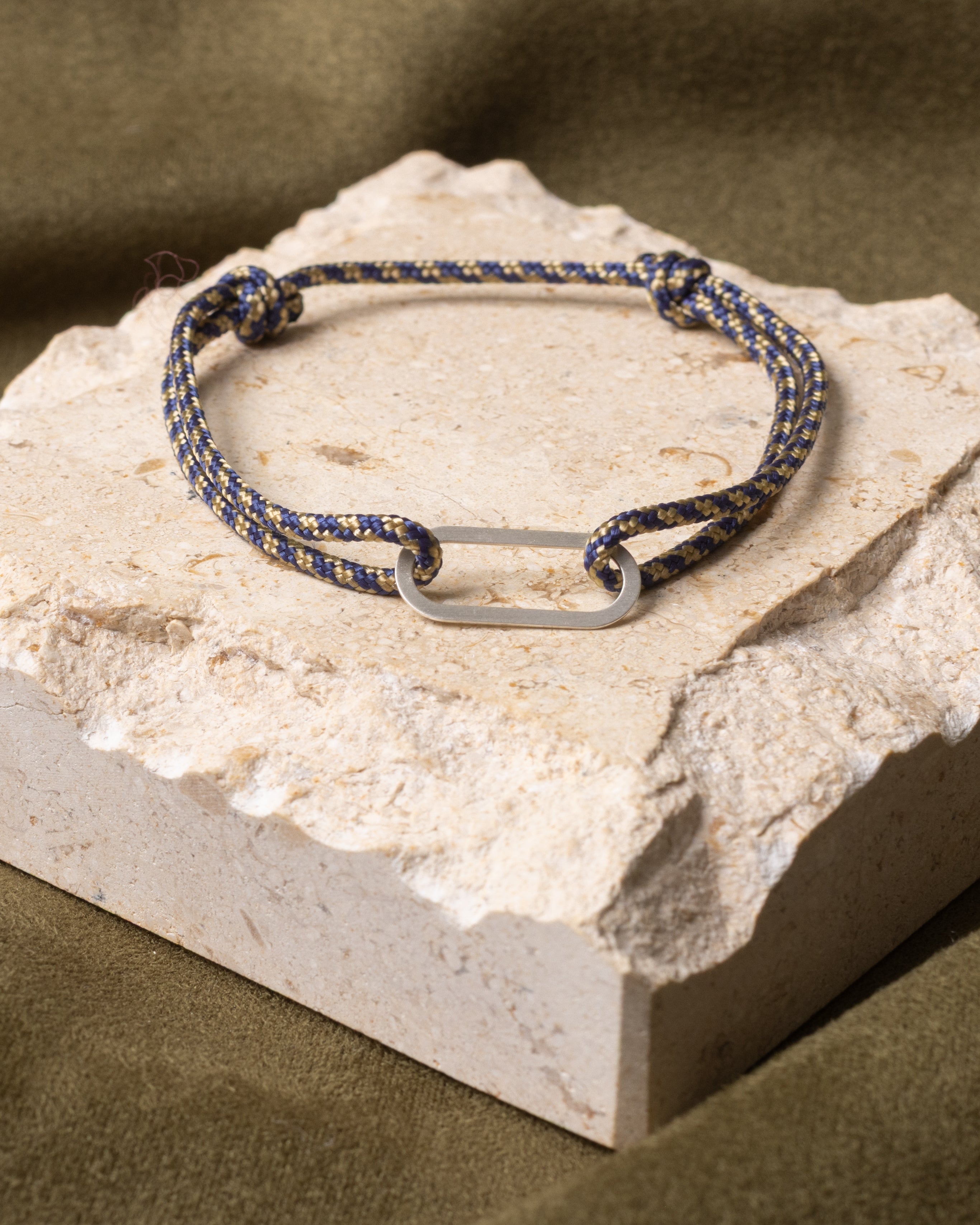 Noé | Bleu marine & Écru